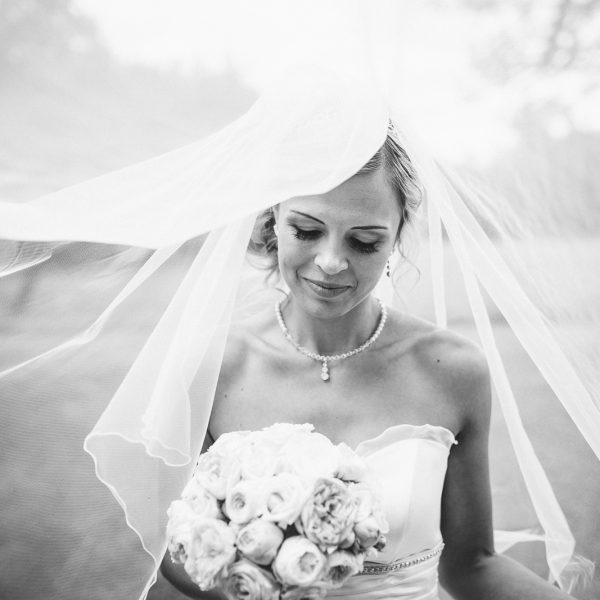 Agentur Perfect - Event- & Hochzeitsplaner in Österreich - gebundener Rosenstrauss für Ihre perfekte Hochzeit